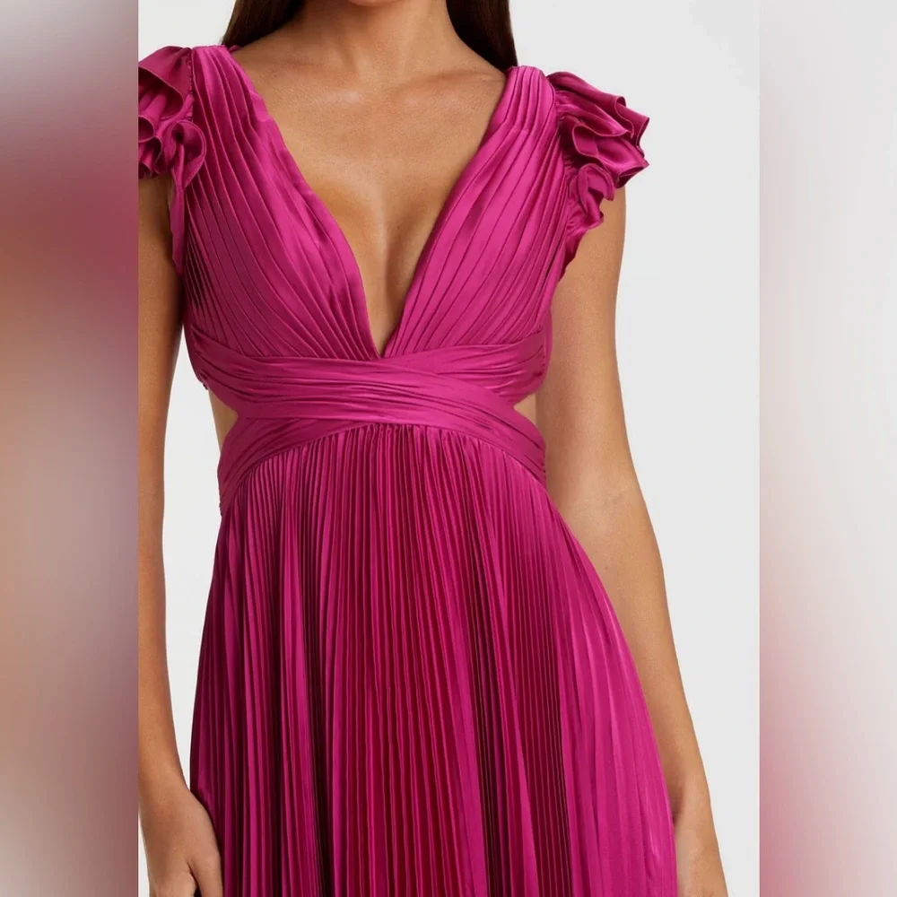 NWT Mac Duggal Fuschia Pleated Ruffled Cap Sleeve Cut Out Lace Up Gown - Picture 3 of 3